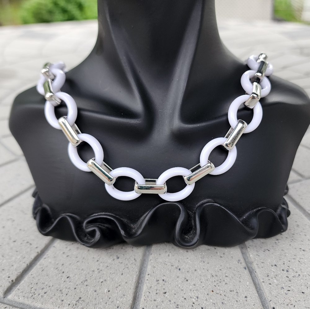 Lia Sophia Contrast Chain Link Statement Necklace - Picture 8 of 8